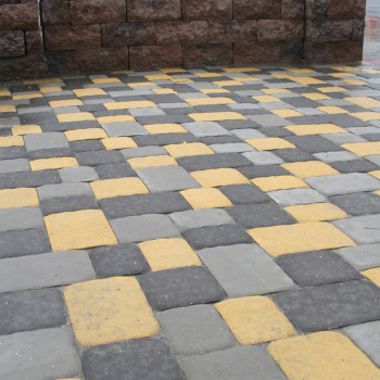 Тротуарна плитка Золотой Мандарин, Старая площадь в Ровно, фото 12