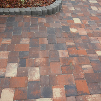 Тротуарна плитка Золотой Мандарин, Старая площадь в Ровно, фото 10