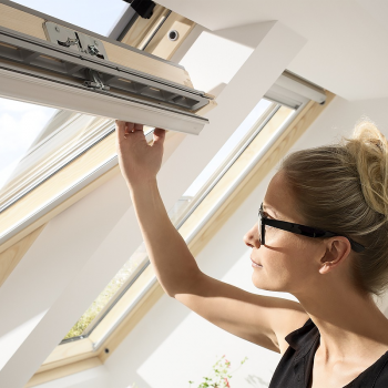 Мансардное окно Velux Стандарт Плюс GLL 1061 в Ивано-Франковске, фото 4