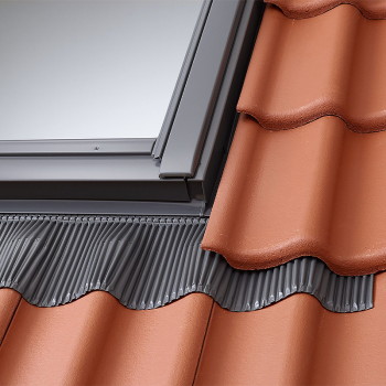 Водонепроницаемый оклад Velux EDW 2000 для высокопрофилированного кровельного материала в Ковеле
