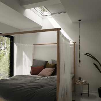 Затемнююча енергозберігаюча штора-плісе для зенітних вікон Velux FMK в Рівному, фото 5