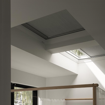 Затемнююча енергозберігаюча штора-плісе для зенітних вікон Velux FMK в Рівному, фото 6