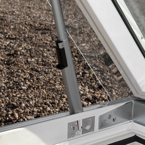 Зенитное окно Velux CXP 0473+ISD для выхода на плоскую крышу